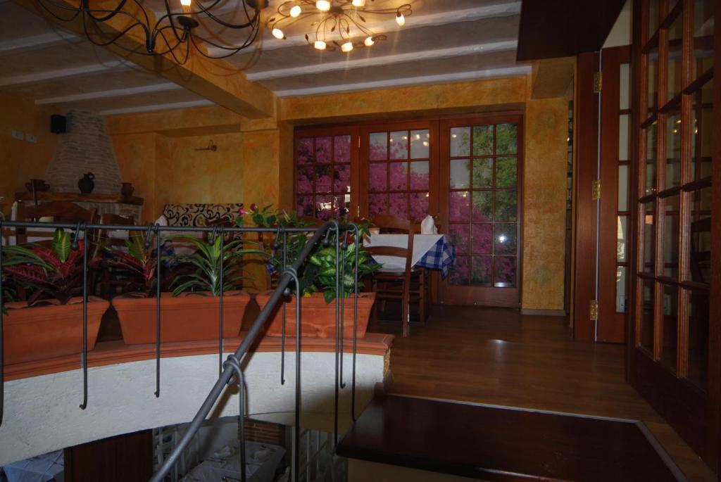 Hotel Town House Tiranë Ngoại thất bức ảnh